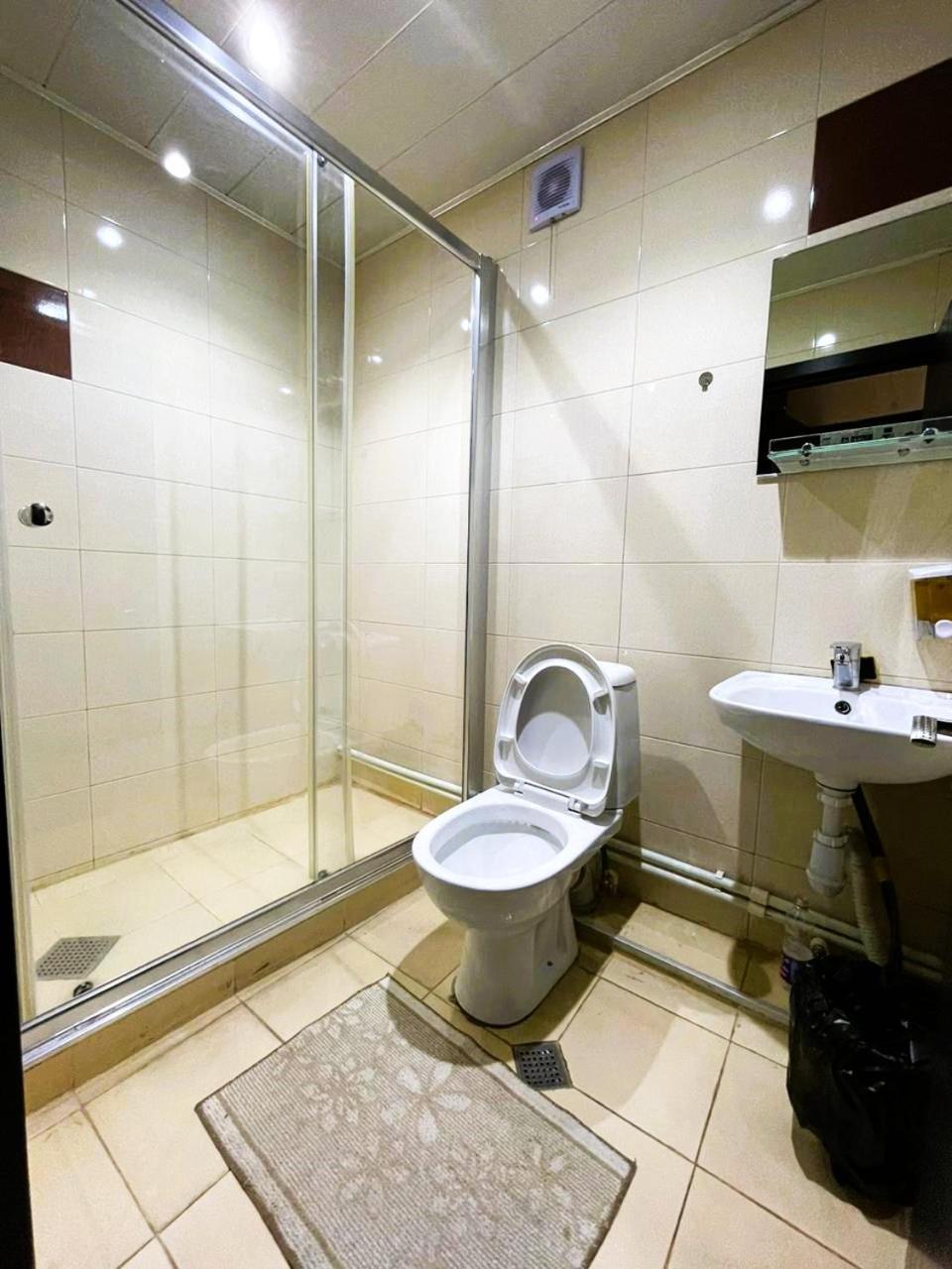 Georgian Guest House On Asatiani Tbilisi Exteriör bild