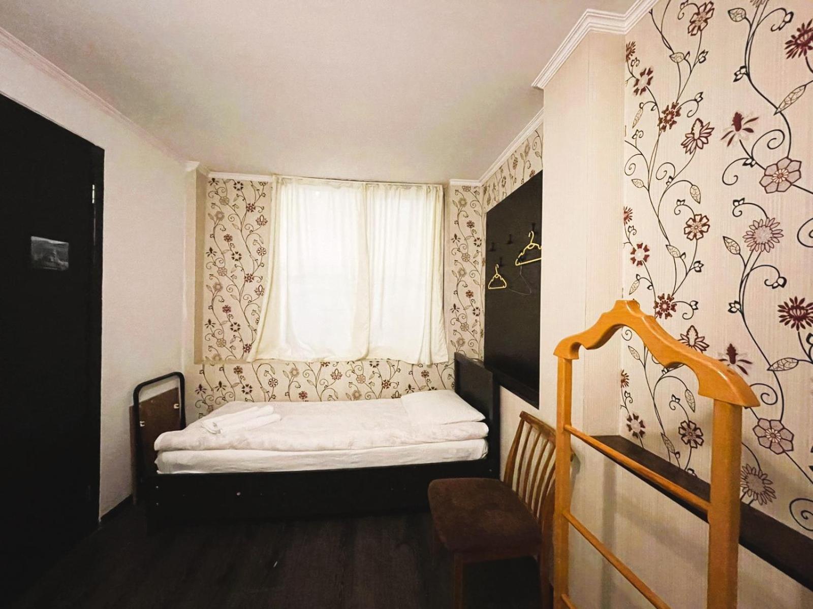 Georgian Guest House On Asatiani Tbilisi Exteriör bild